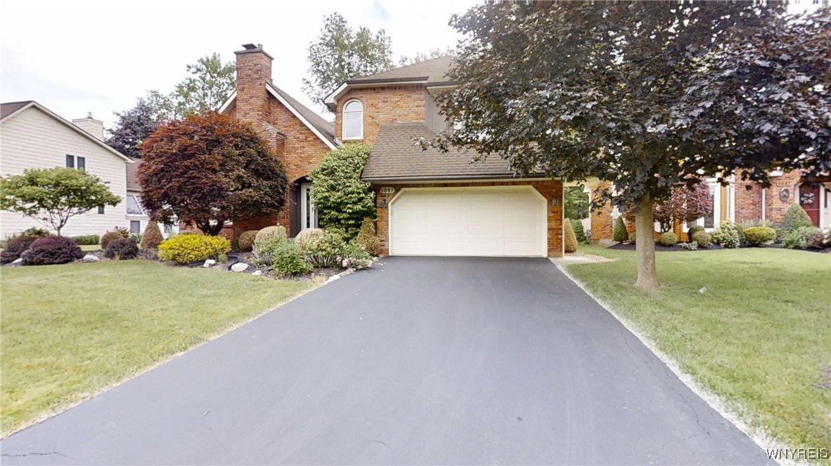 6097 Wellesley Common