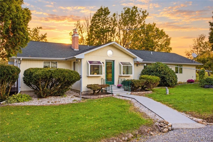 Photo 1 of 50 — 6865 Centerville Rd, Eagle, NY 14024