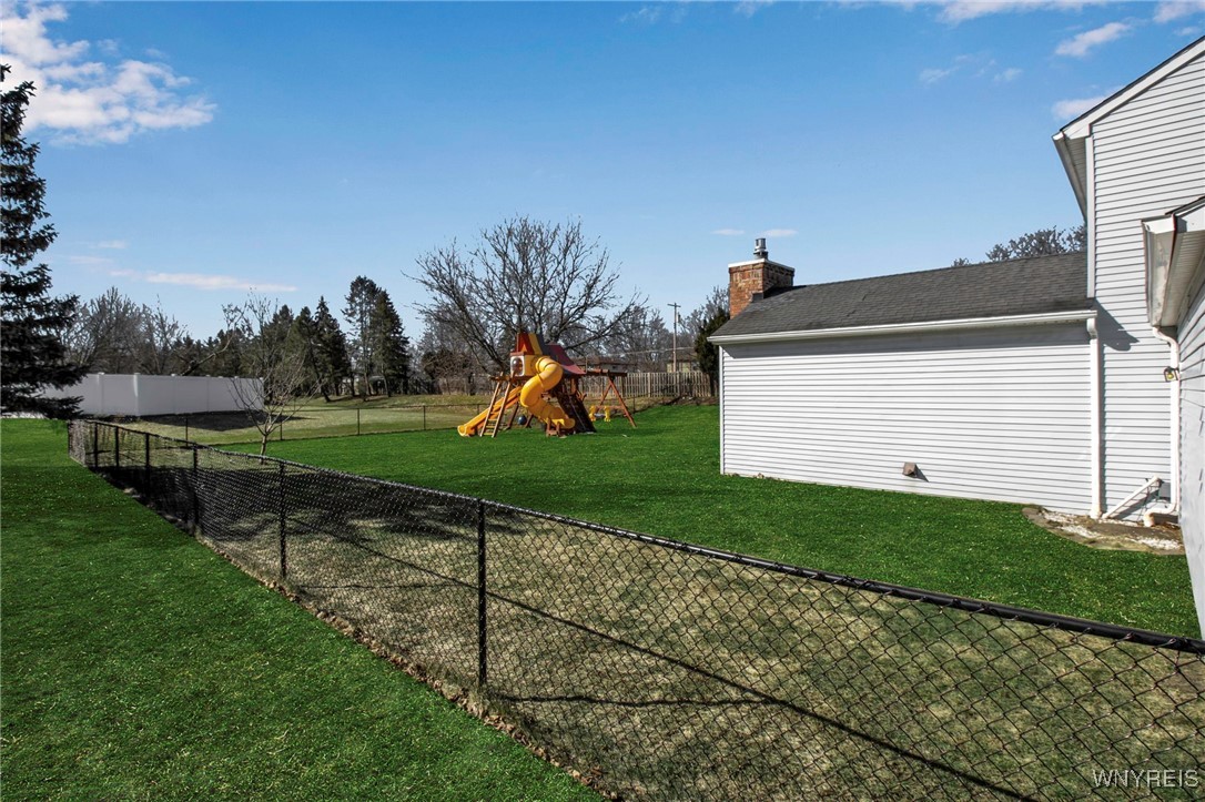 4507 Copperfield Drive, Hamburg, New York image 40