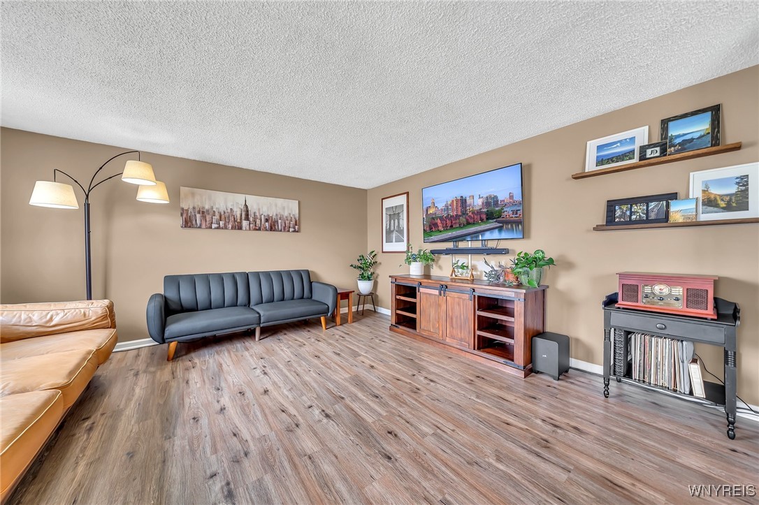 34 Helenbrook Lane, Cheektowaga, New York image 11