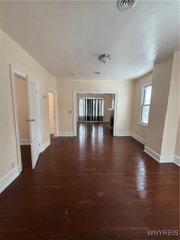 291 E North Street S