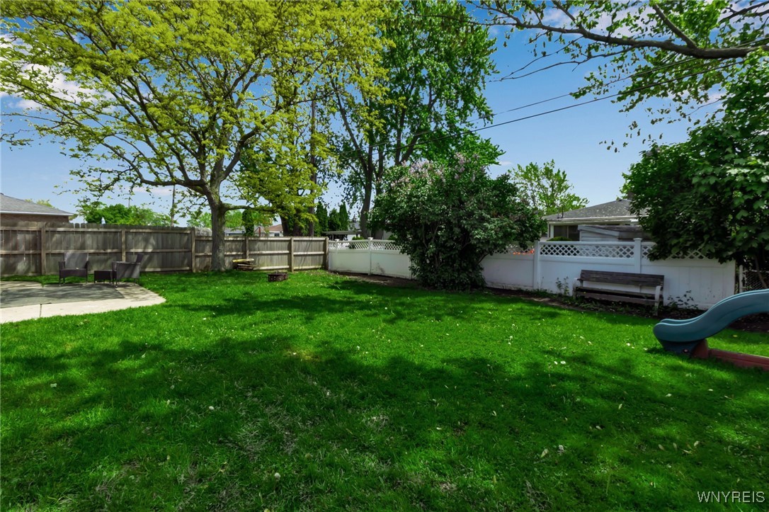 277 Claudette Court, Cheektowaga, New York image 5