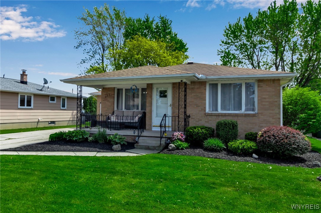 277 Claudette Court, Cheektowaga, New York image 3