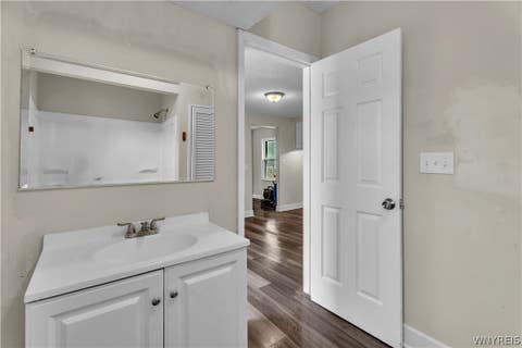 Tiny photo for 2215 Cudaback Avenue, Niagara Falls, NY 14303 (MLS # B1708385)