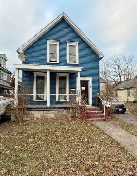 Tiny photo for 1971 Niagara Street, Buffalo, NY 14207 (MLS # B1655519)