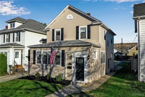 Homes For Sale - 66 Mckinley Avenue<br/> Tonawanda, NY 14217