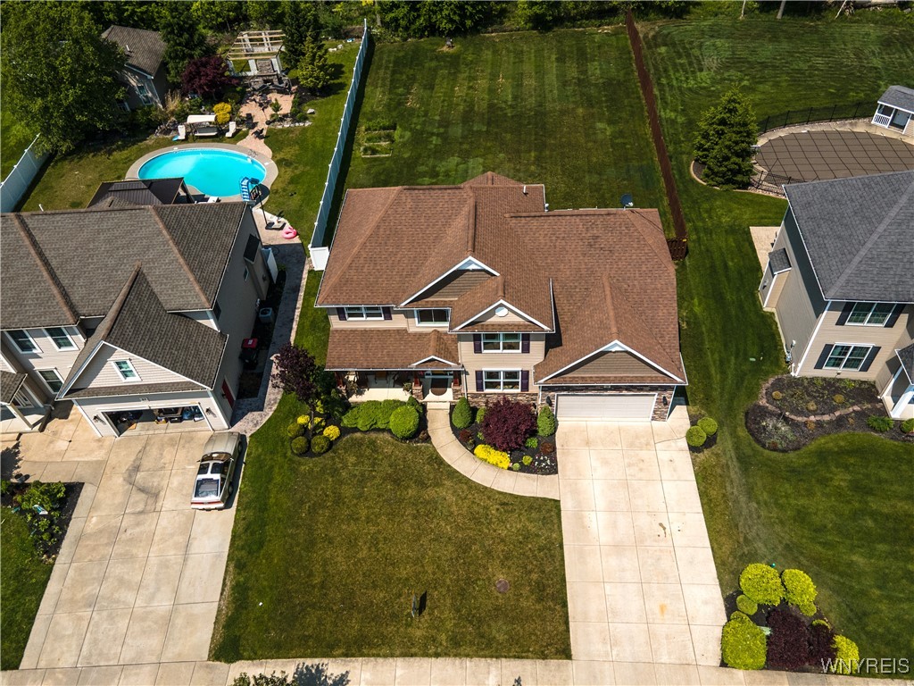 29 Worthington Lane, Lancaster, New York image 2
