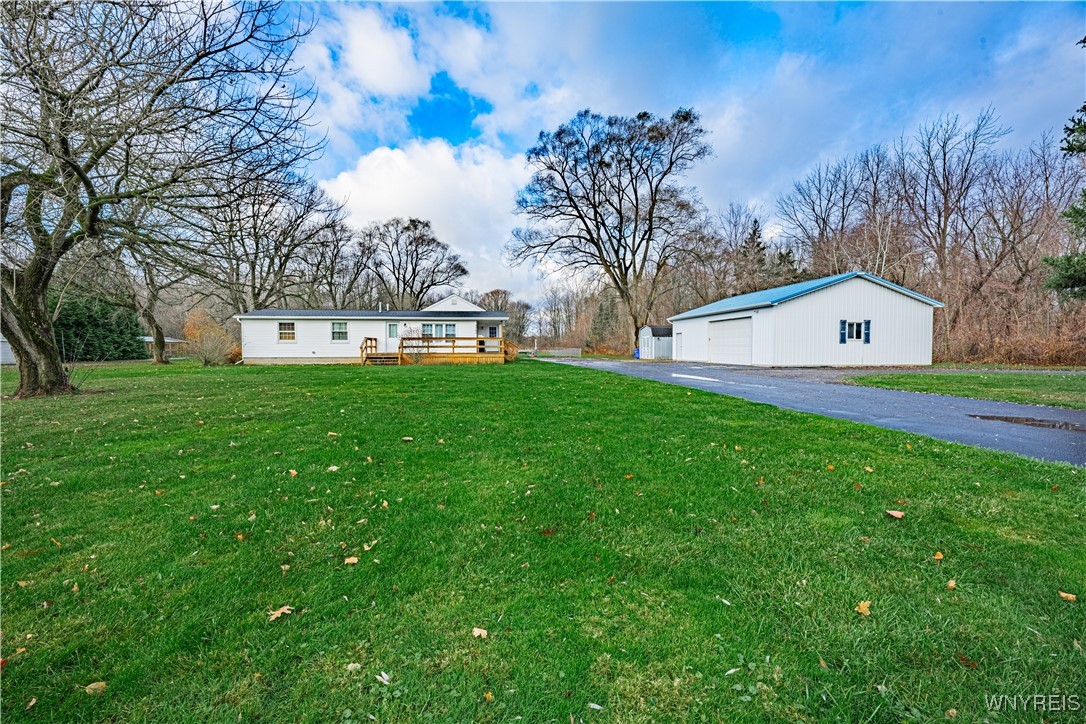 3762 Coomer Road, Newfane, New York image 3