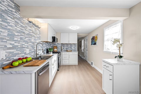 Tiny photo for 38 Riverview Place, Buffalo, NY 14210 (MLS # B1724182)