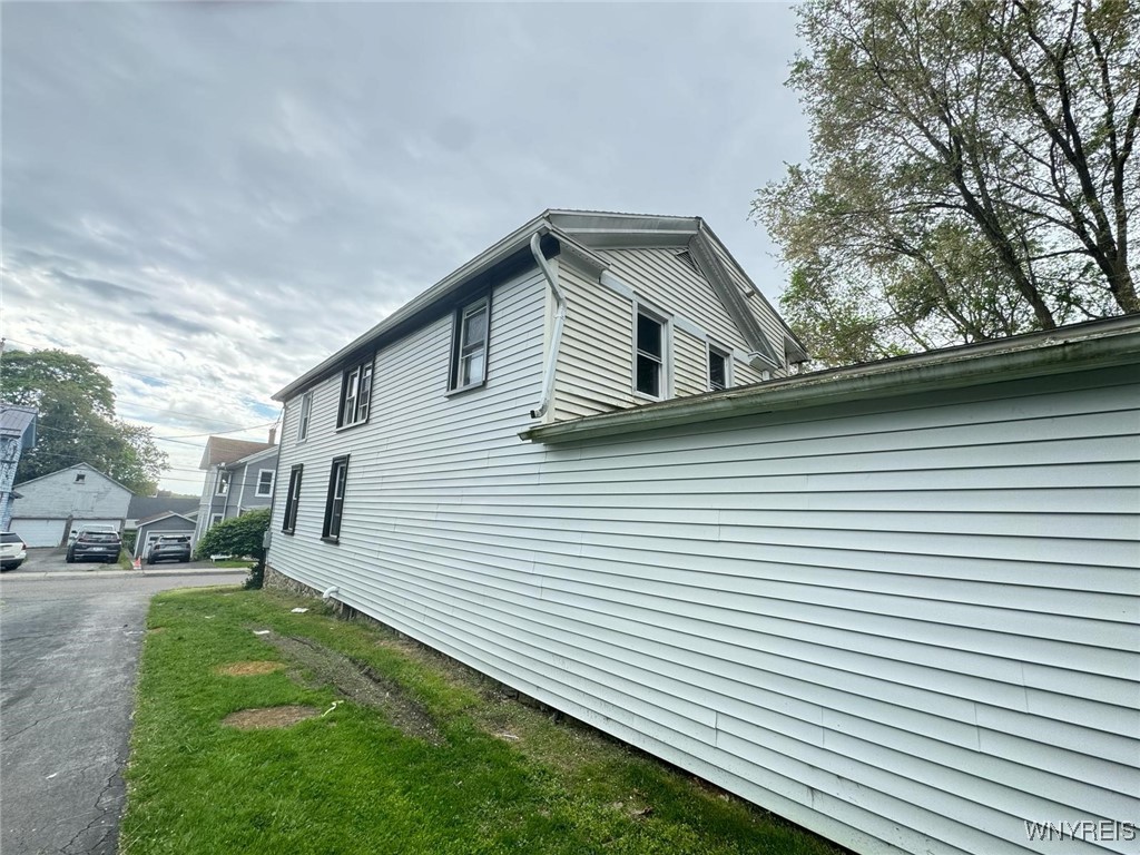 7 High Street, Lyons, New York image 7