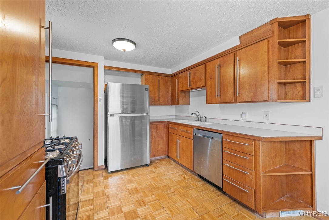 115 Wrexham Court, Tonawanda, New York image 7