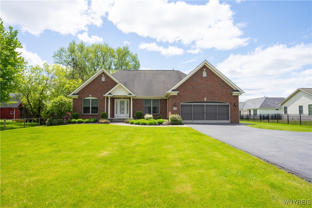 5067 William Street, Lancaster, New York image 2
