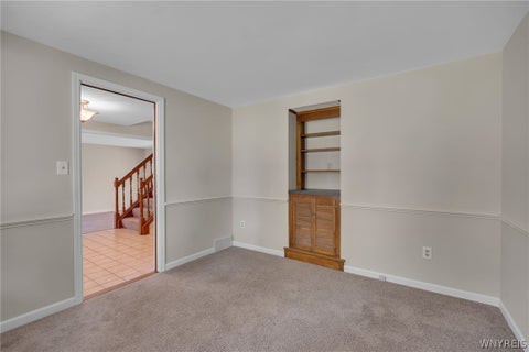 Tiny photo for 2 Greencastle Lane, Amherst, NY 14221 (MLS # B1709024)