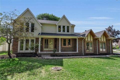 Photo of 2 Greencastle Lane, Amherst, NY 14221 (MLS # B1709024)