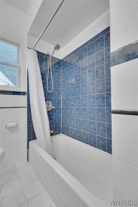 Tiny photo for 610 Ashland Avenue #2, Buffalo, NY 14222 (MLS # B1708598)