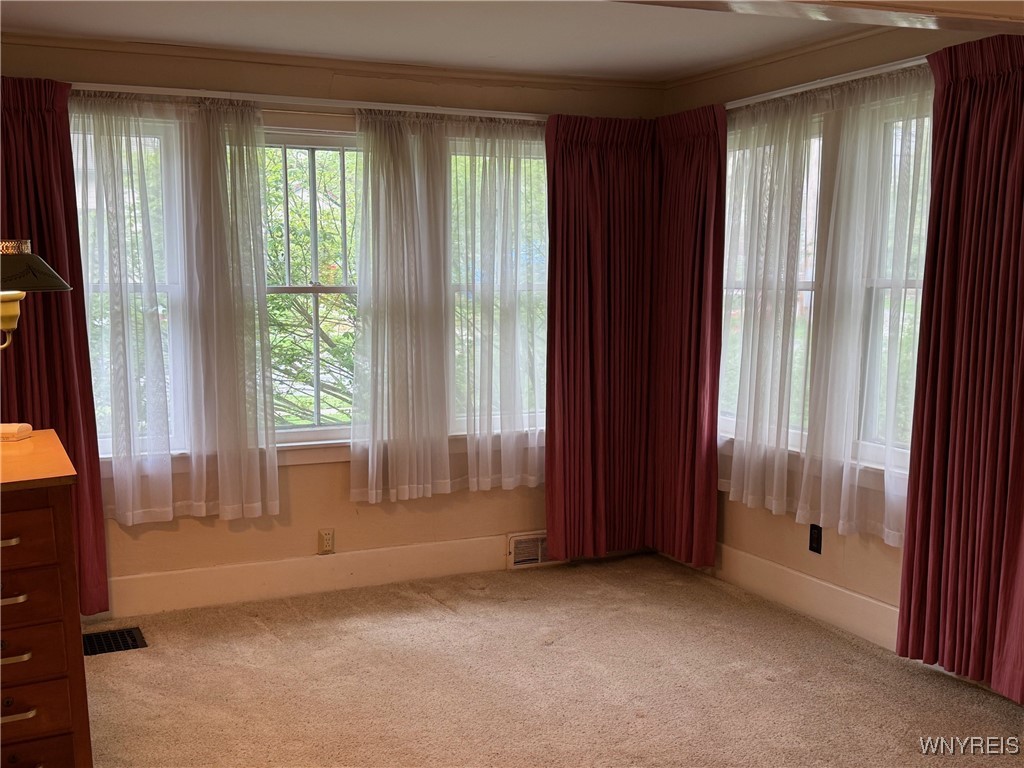 564 Linden Avenue, Aurora, New York image 10