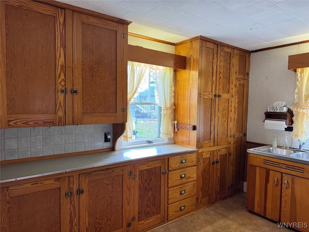564 Linden Avenue, Aurora, New York image 6