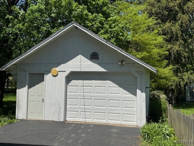 564 Linden Avenue, Aurora, New York image 4