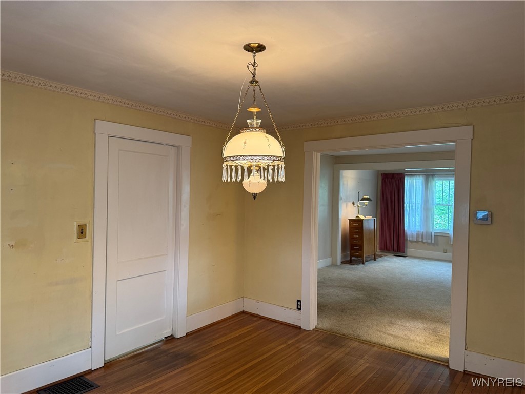564 Linden Avenue, Aurora, New York image 14