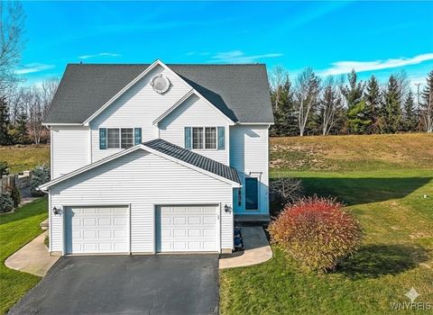 Tiny photo for 5190 Briercliff Drive, Hamburg, NY 14075 (MLS # B1652592)