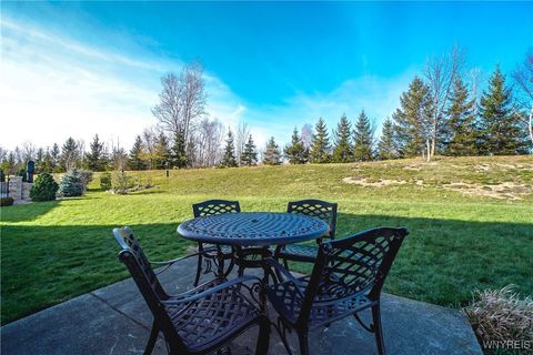 Tiny photo for 5190 Briercliff Drive, Hamburg, NY 14075 (MLS # B1652592)