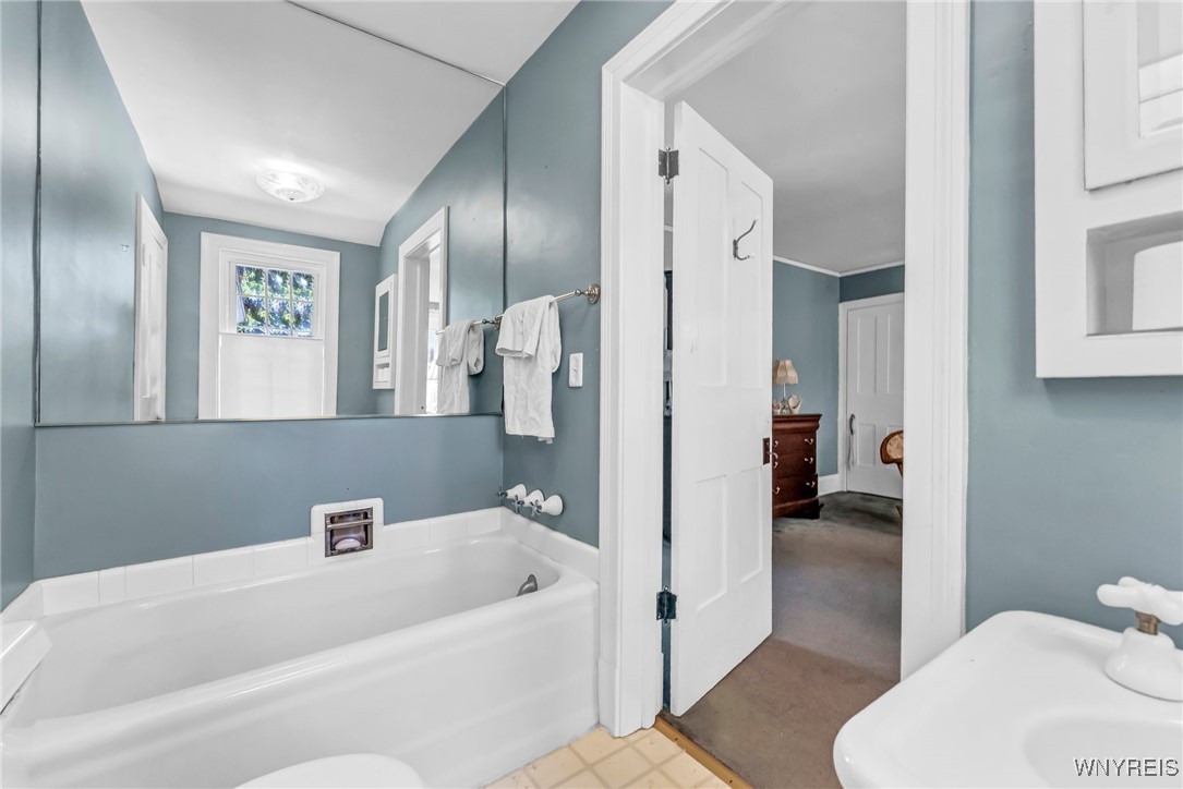 11919 Versailles Silver Crk Road, Perrysburg, New York image 47
