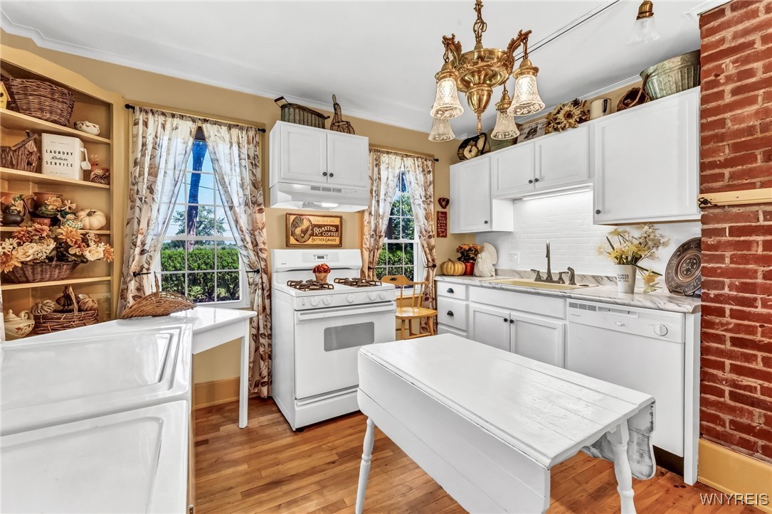 11919 Versailles Silver Crk Road, Perrysburg, New York image 34
