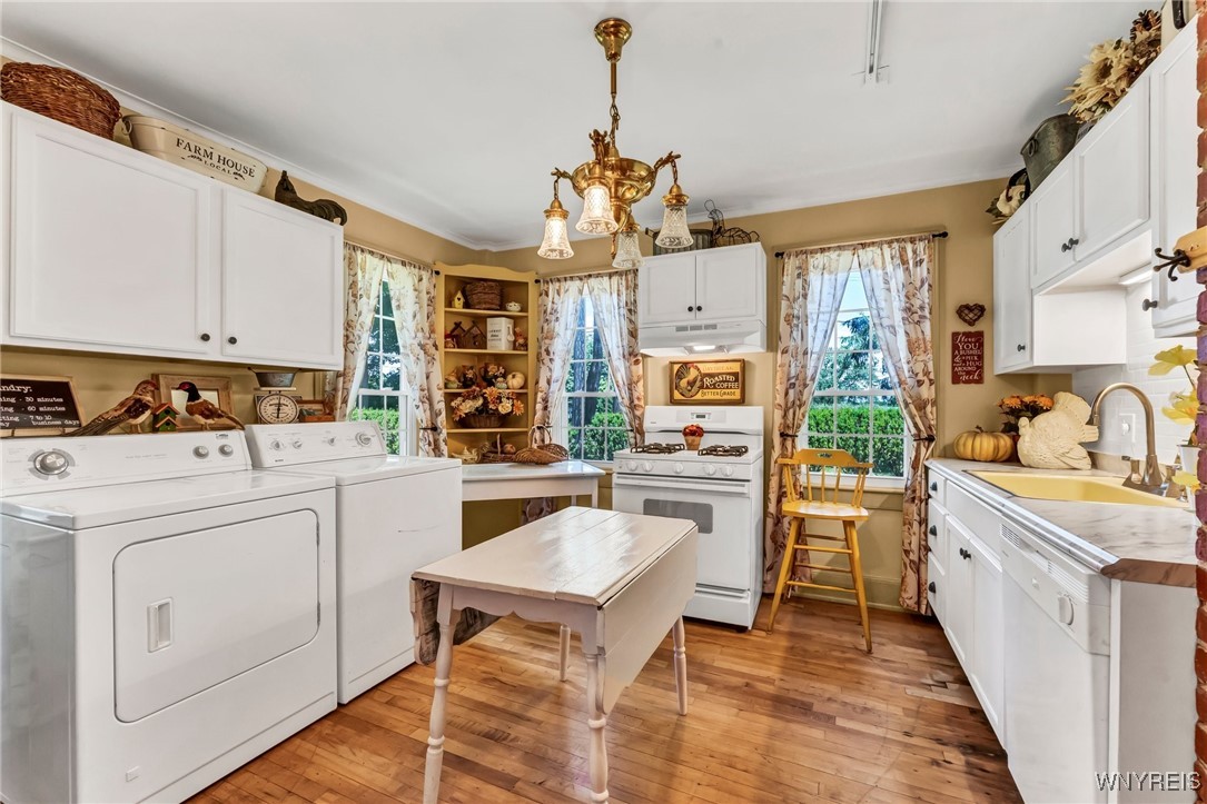 11919 Versailles Silver Crk Road, Perrysburg, New York image 33