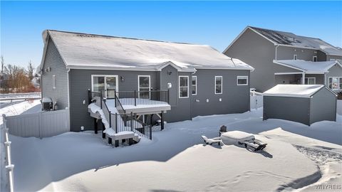 Tiny photo for 45 Hidden Meadow Crossing, Lancaster, NY 14086 (MLS # B1660770)