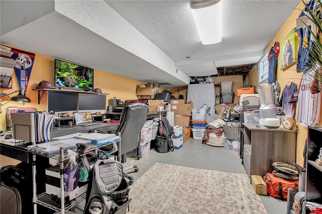 440 Falls Road, Aurora, New York image 28