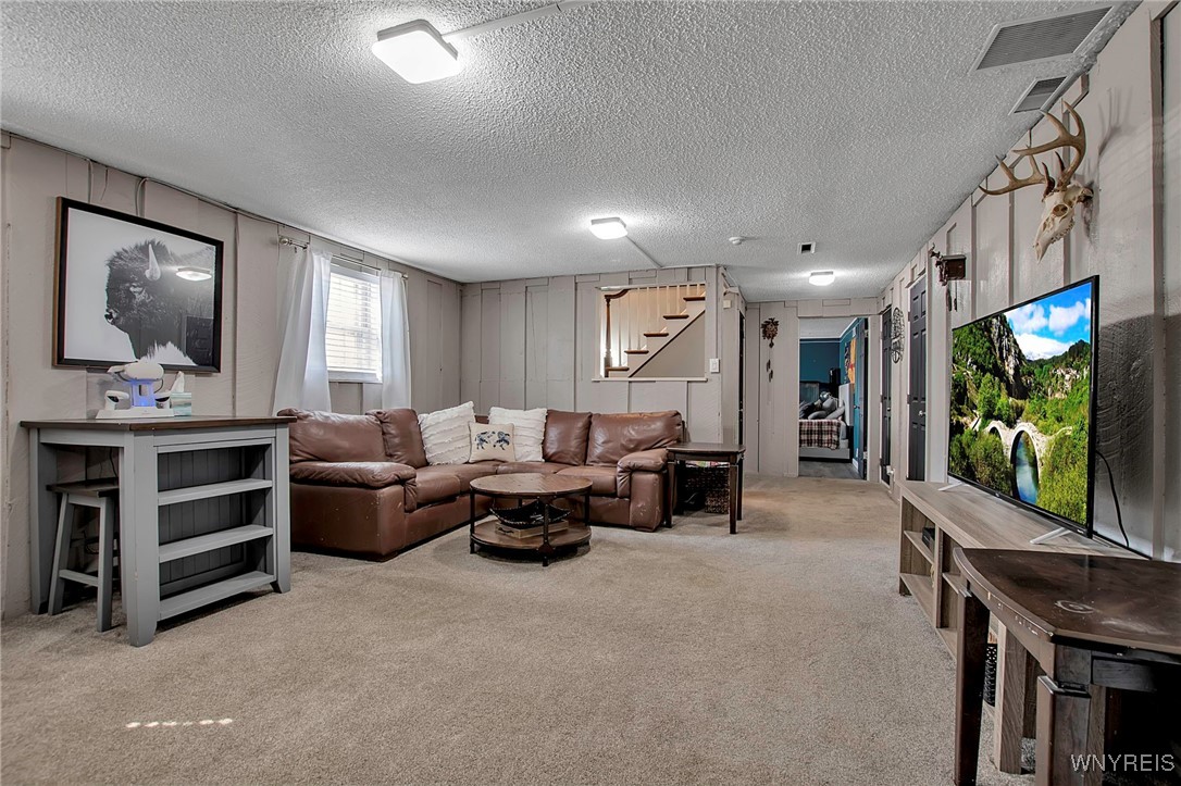 440 Falls Road, Aurora, New York image 27