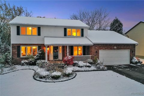 Photo of 12 Arrow Trail, Lancaster, NY 14086 (MLS # B1650367)