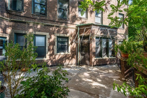 Tiny photo for 800 W Ferry Street #1C, Buffalo, NY 14222 (MLS # B1694732)