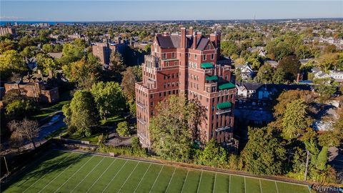 Photo of 800 W Ferry Street #1C, Buffalo, NY 14222 (MLS # B1694732)