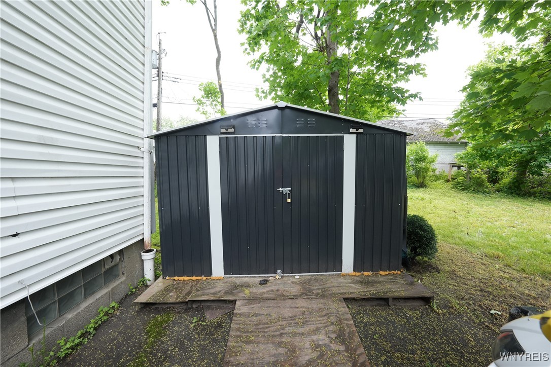 392 Humboldt Parkway, Buffalo, New York image 30