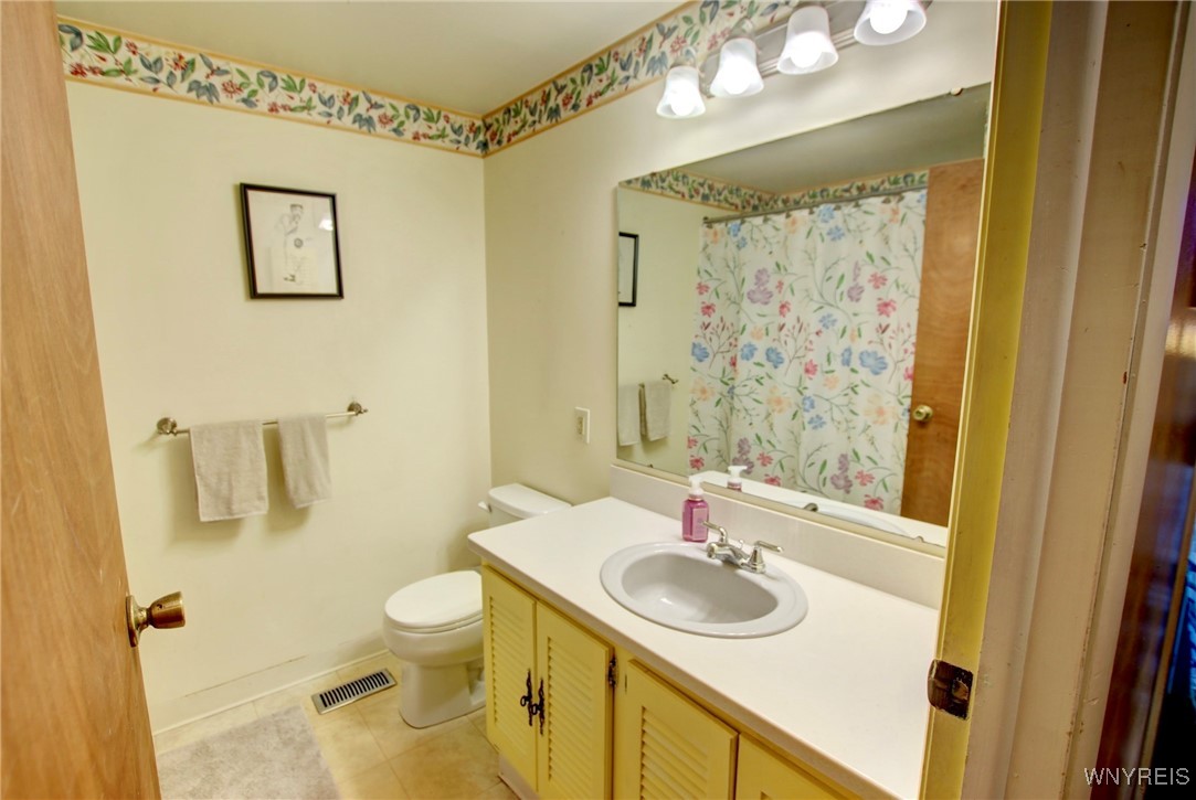 226 Oakhill Drive, Hamburg, New York image 15