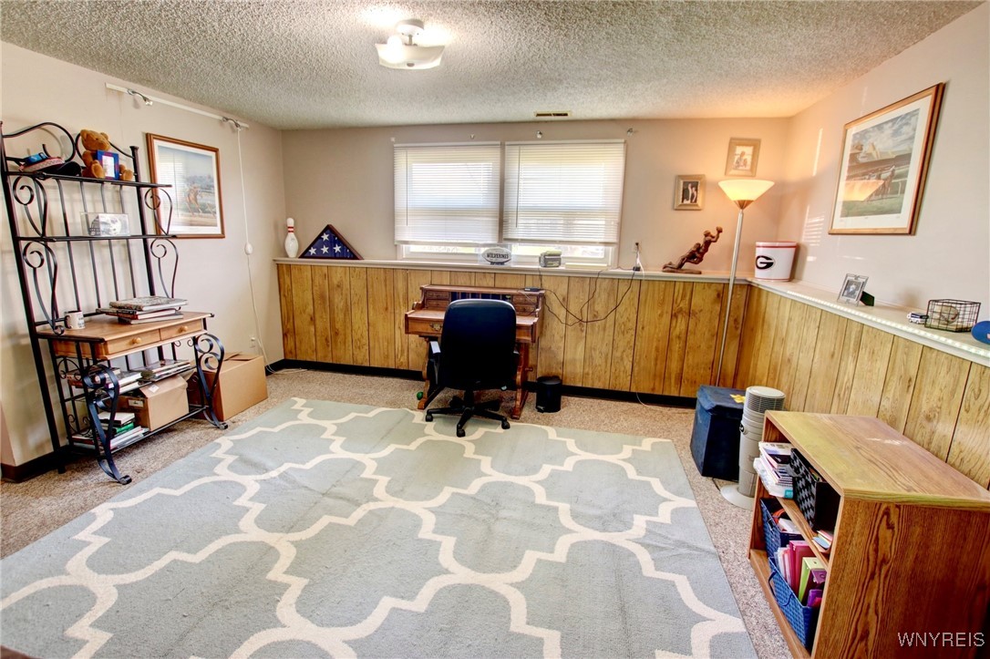 226 Oakhill Drive, Hamburg, New York image 22