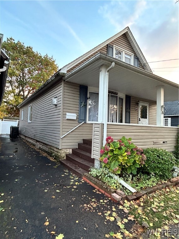 43 8th Avenue, North Tonawanda, New York image 2