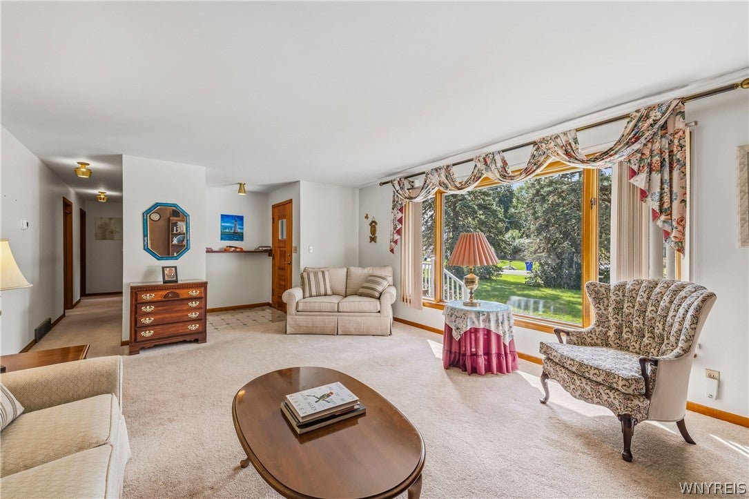 955 Elliott Drive