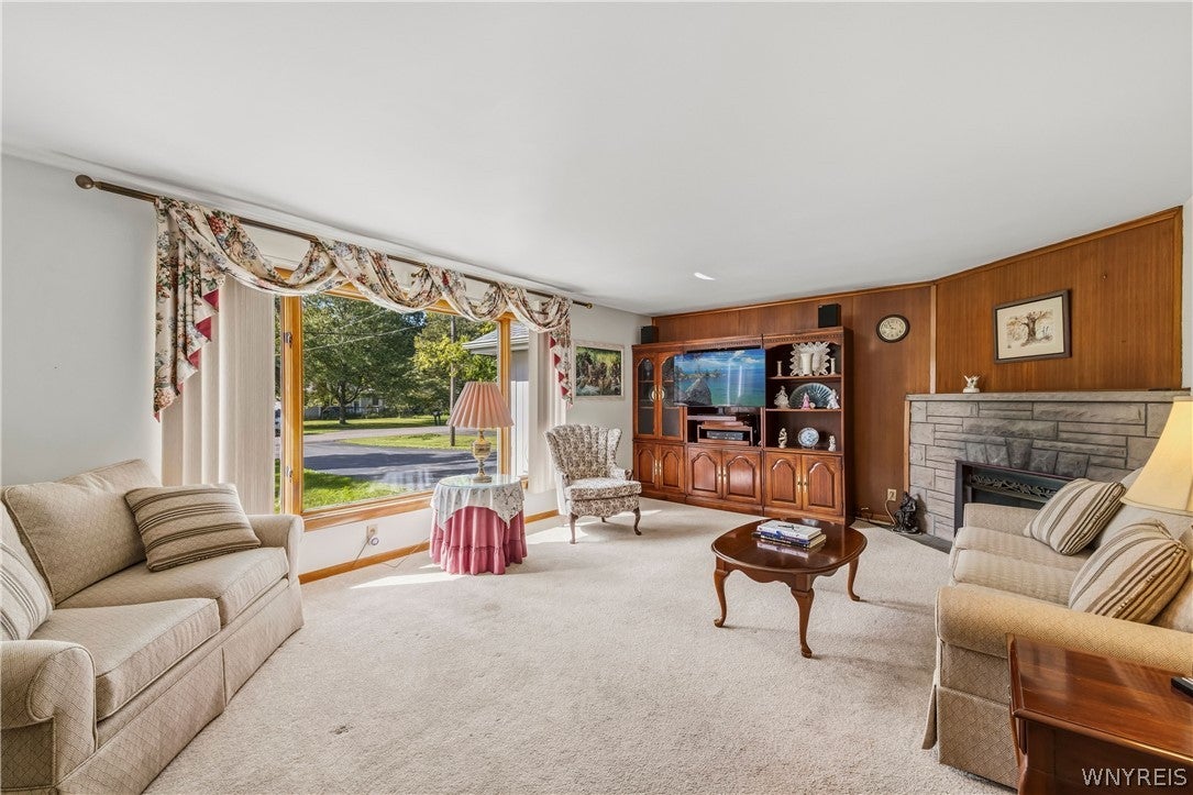 955 Elliott Drive