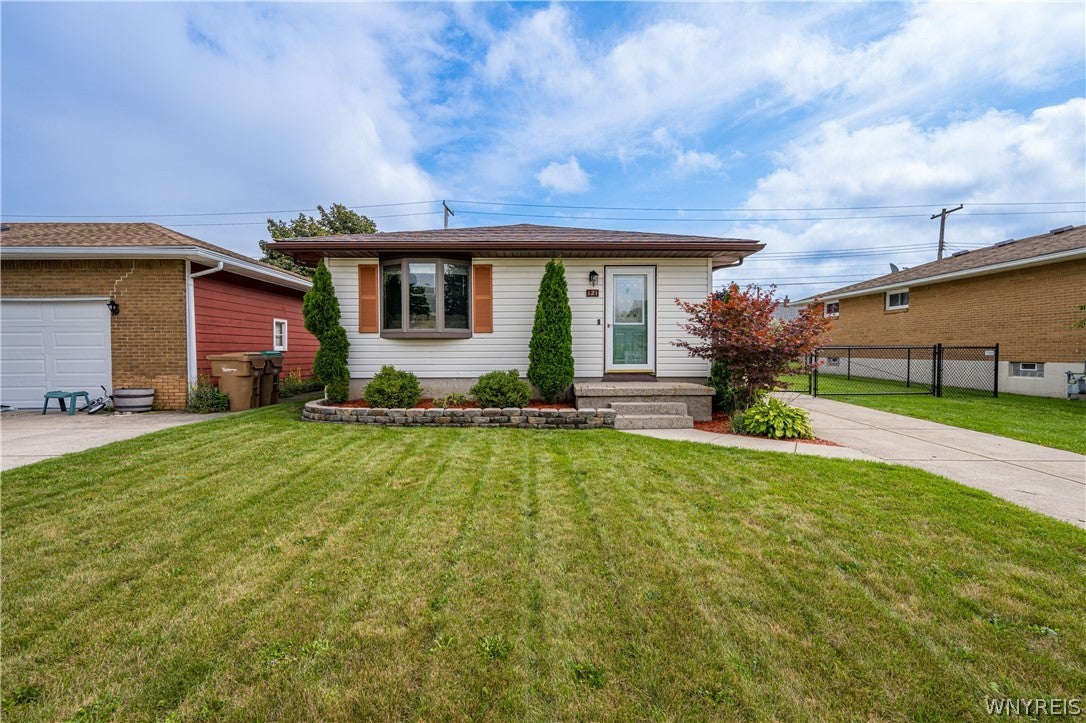 121 Saint Felix Avenue
