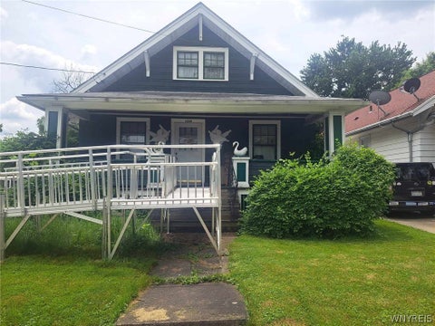 Photo for 1225 Roselle Avenue