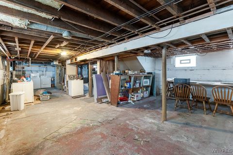 Tiny photo for 79 Lincoln Boulevard, Tonawanda, NY 14217 (MLS # B1655395)