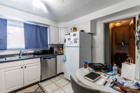 Tiny photo for 79 Lincoln Boulevard, Tonawanda, NY 14217 (MLS # B1655395)