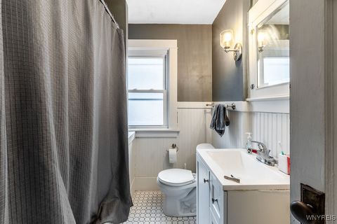 Tiny photo for 79 Lincoln Boulevard, Tonawanda, NY 14217 (MLS # B1655395)