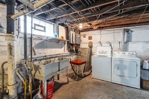 Tiny photo for 79 Lincoln Boulevard, Tonawanda, NY 14217 (MLS # B1655395)