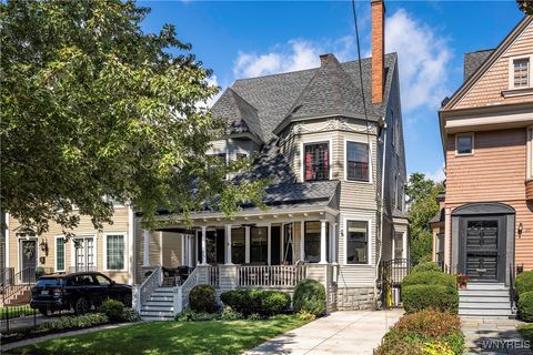 Photo of 33 Cleveland Avenue, Buffalo, NY 14222 (MLS # B1641142)