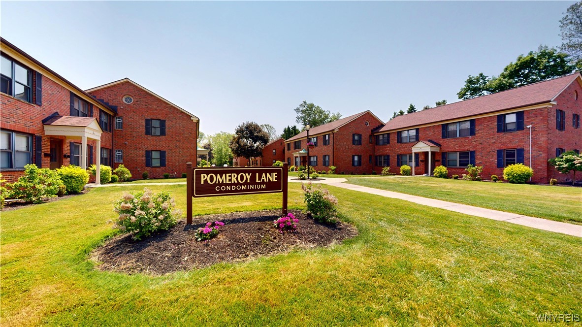 3901 Main Street 10C