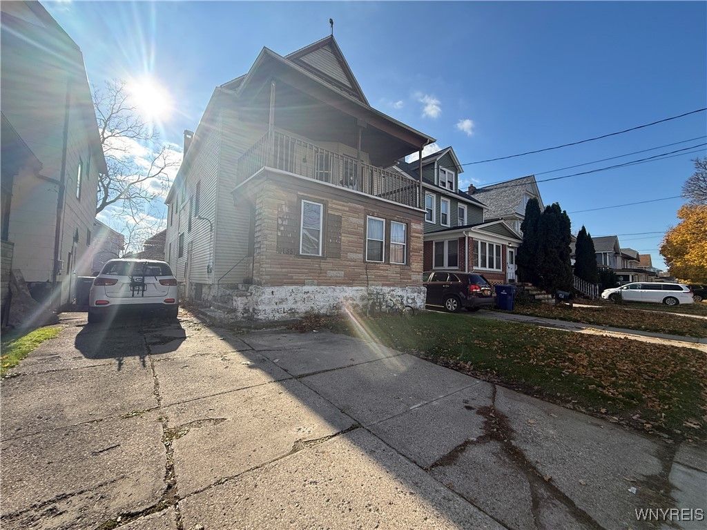 Photo of 155 Altruria Street, Buffalo, NY 14220 (MLS # B1651610)