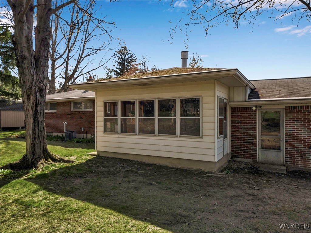 5677 Sterling Road, Hamburg, New York image 14